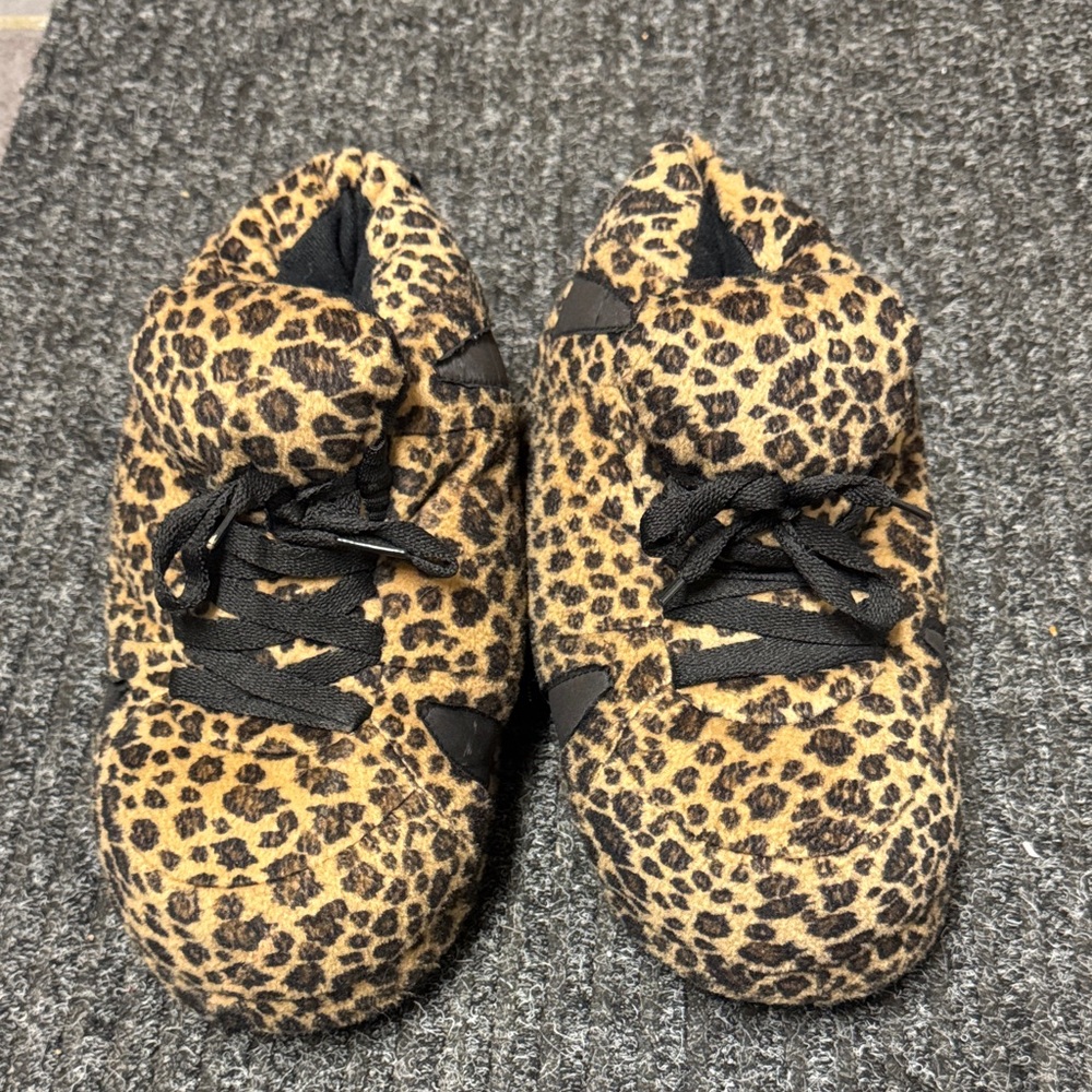 Women's Snooki Leopard Print Slippers